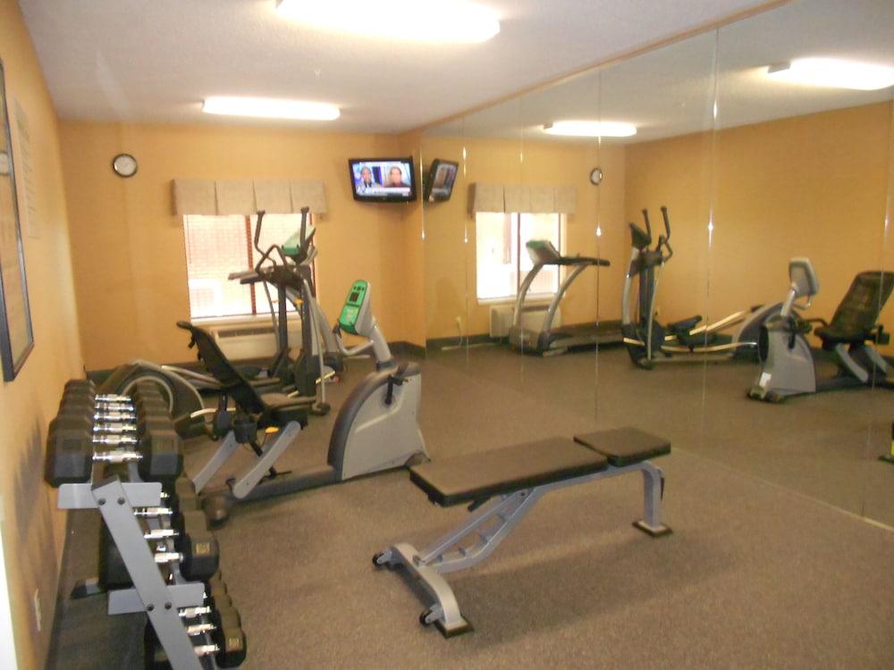 Holiday Inn Express & Suites Lancaster by IHG photo 40