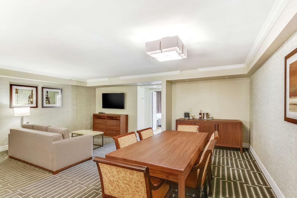 Hilton Phoenix Tapatio Cliffs Resort photo 19