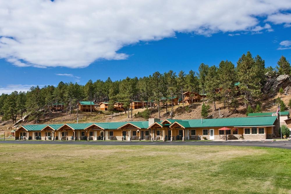 Rock Crest Lodge And Cabins photo 11