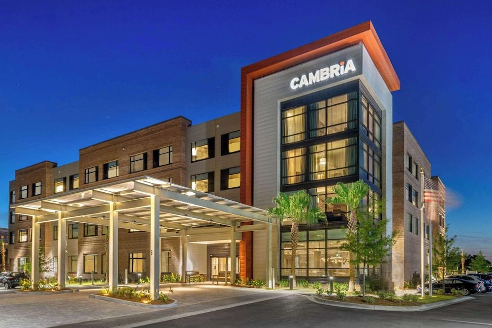 DoubleTree by Hilton Charleston Riverview photo 75