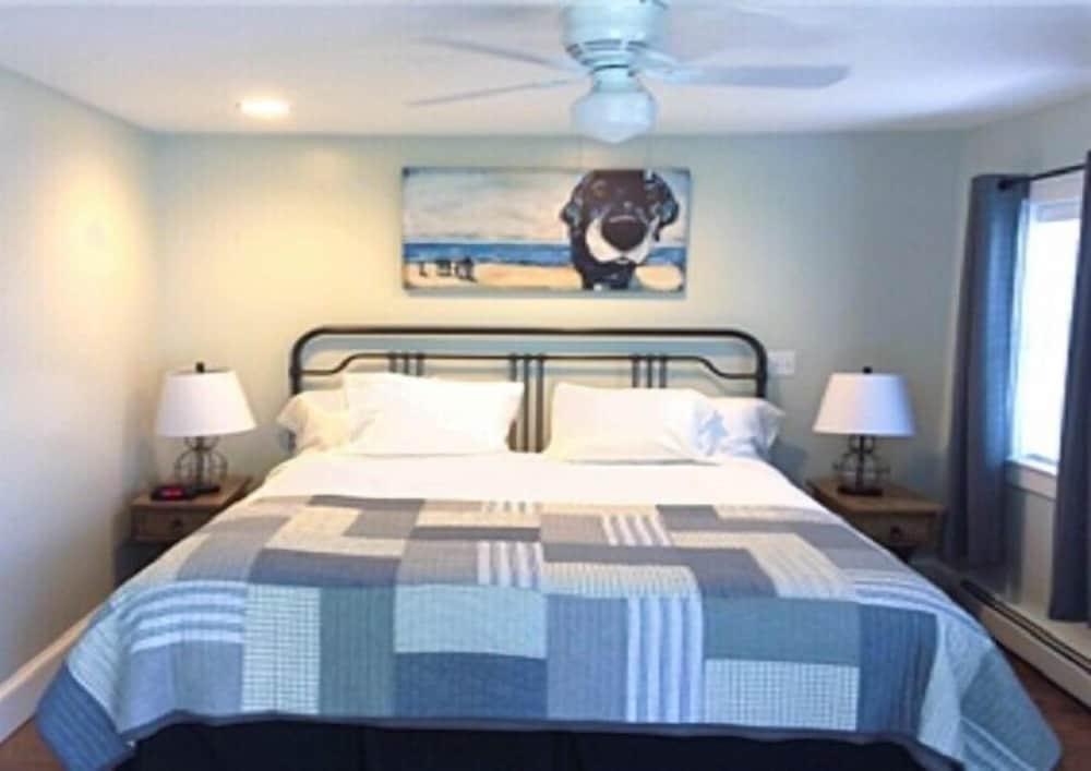 Glen Cove Inn & Suites photo 35
