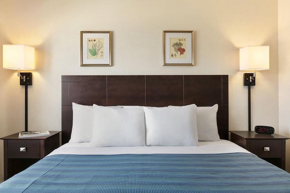 Harrison Hall Hotel photo 39