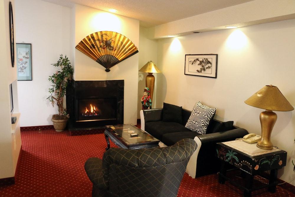 Bedford Inn photo 2