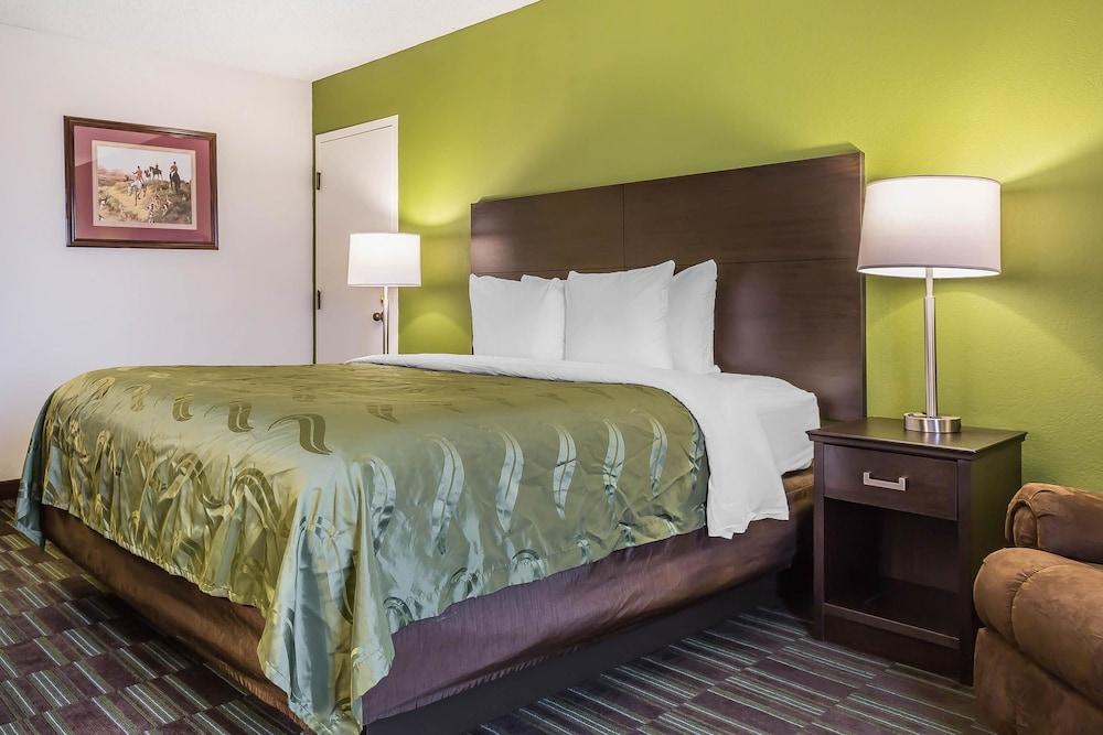 Quality Inn Culpeper photo 5