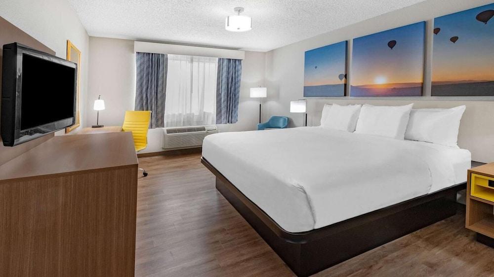 Days Inn by Wyndham Lake Park/Valdosta photo 11