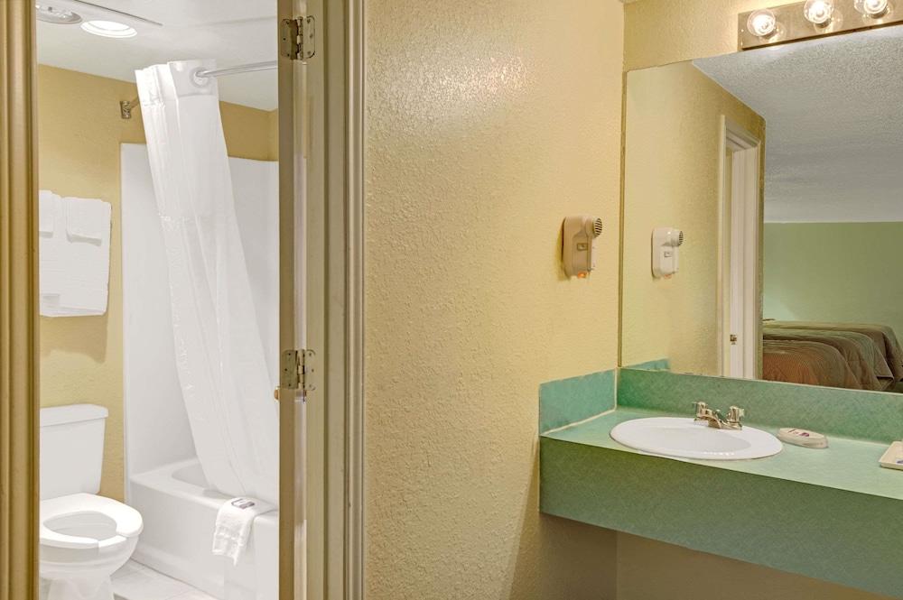 White Rock Inn photo 10