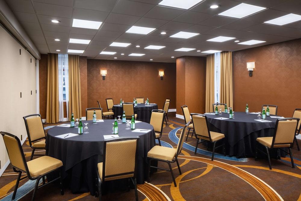 Doubletree by Hilton Washington DC Silver Spring photo 23