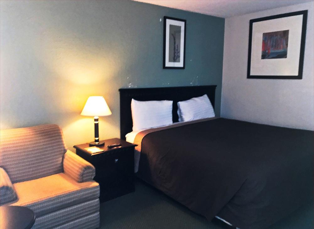 Stay Inn and Suites photo 27