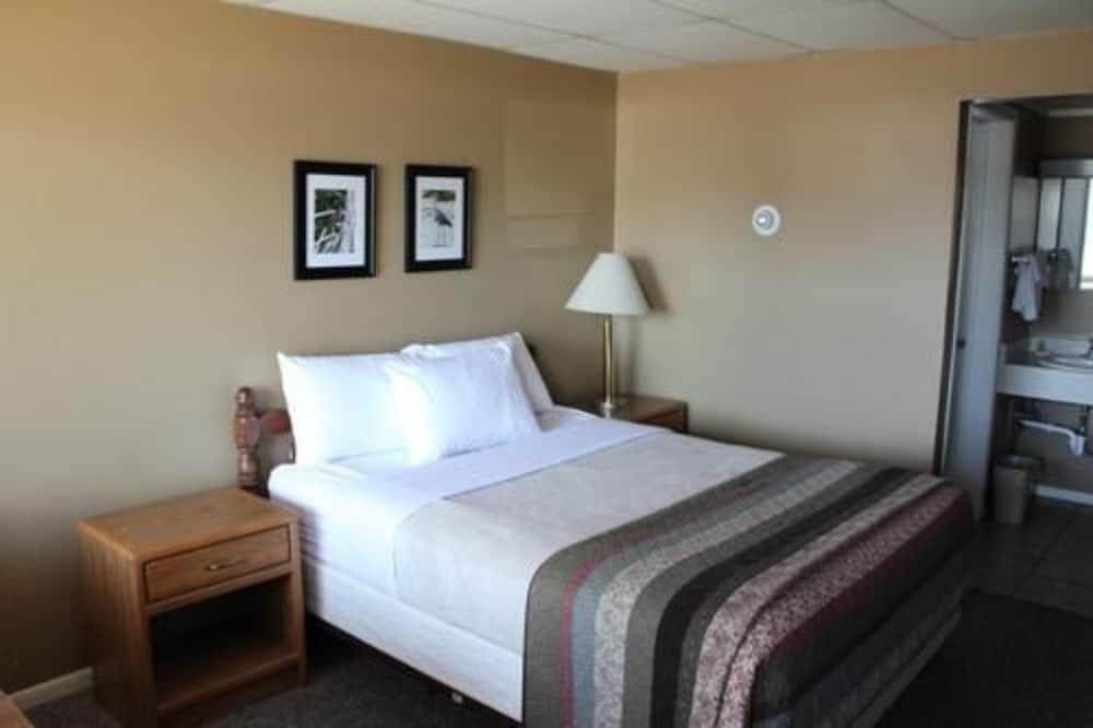 Lakeshor Motor Inn photo 39