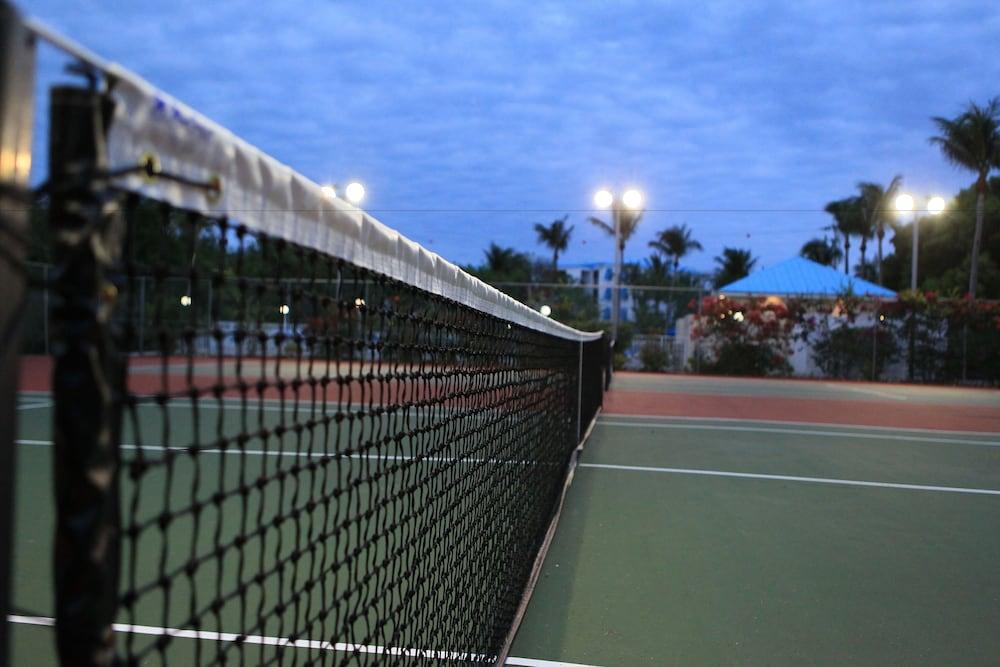 Ocean Pointe Suites at Key Largo photo 26