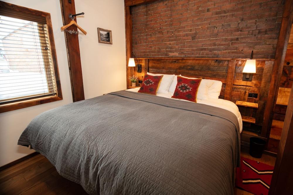 The Frenchman Suites photo 62