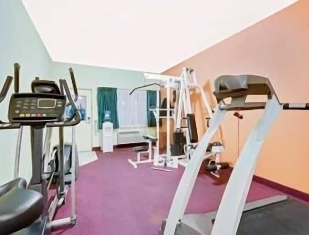 Days Inn by Wyndham Waynesboro photo 18