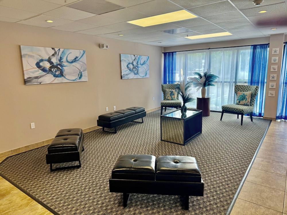 Coastal Comfort Hotel photo 17