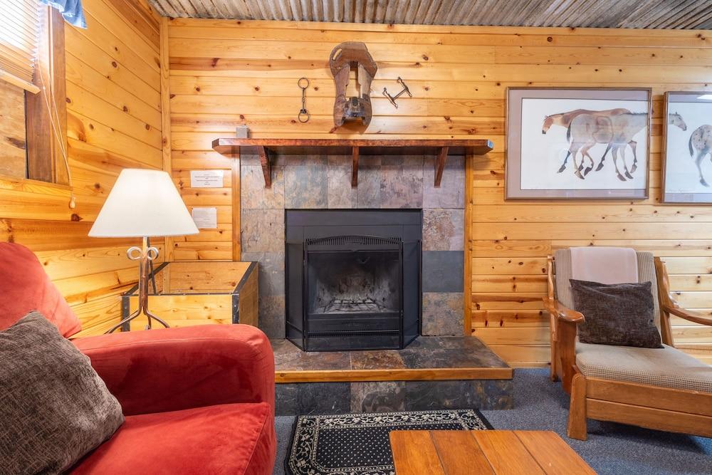 Ruidoso Lodge Cabins photo 41