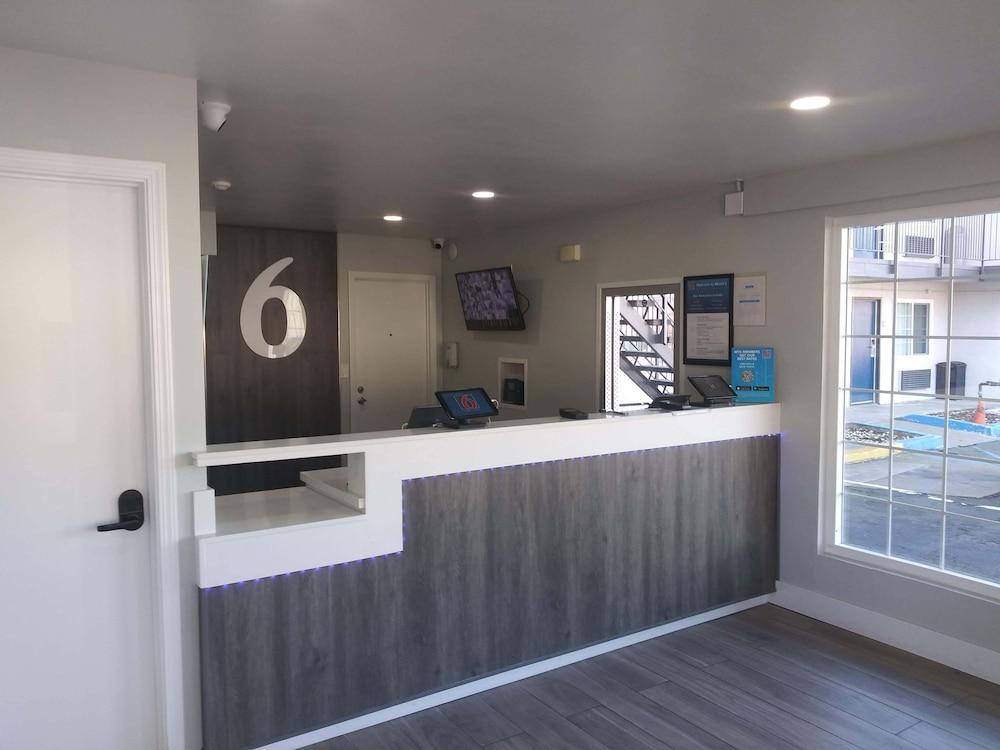 Studio 6 West Sacramento, CA photo 3