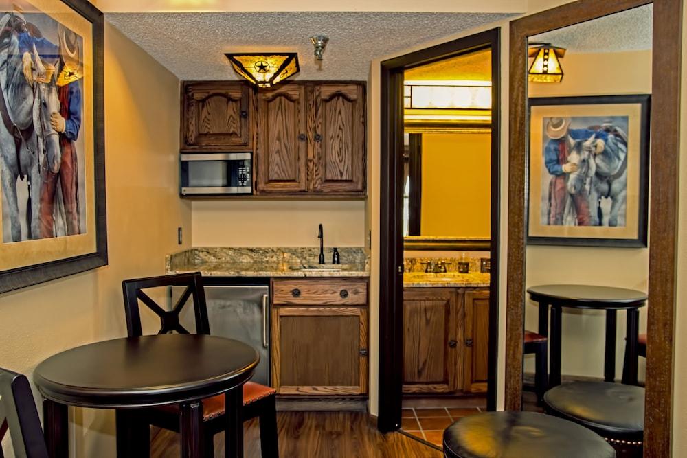 Westgate River Ranch Resort & Rodeo photo 19