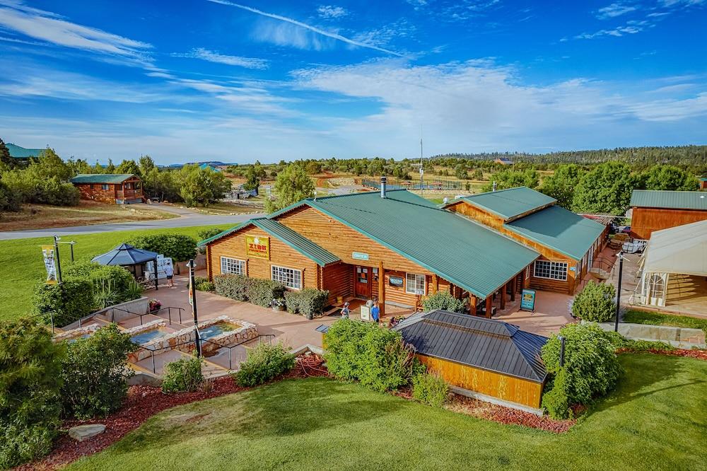 Zion Ponderosa Ranch Resort photo 1