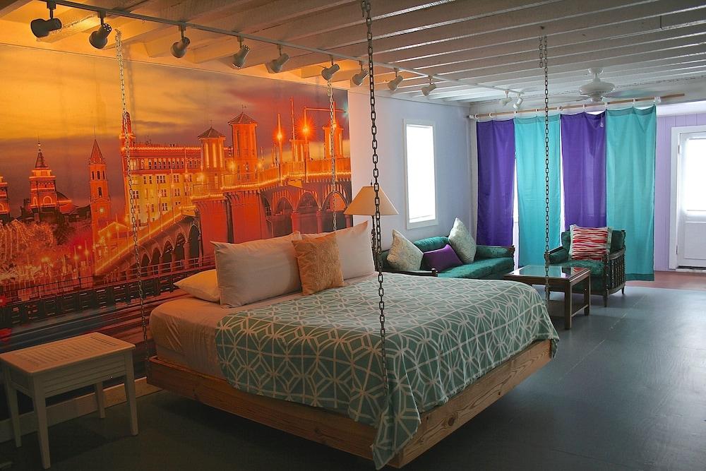 The Loft at Menorcan Square photo 2