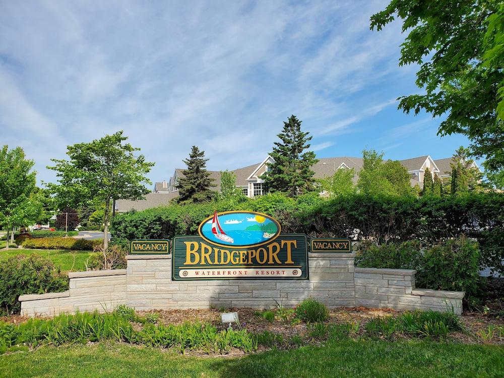 Bridgeport Waterfront Resort photo 97