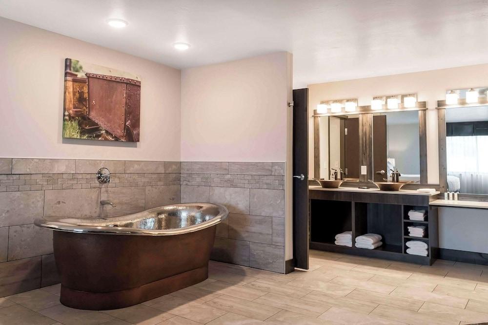 Copper King Convention Center, an Ascend Collection Hotel photo 12