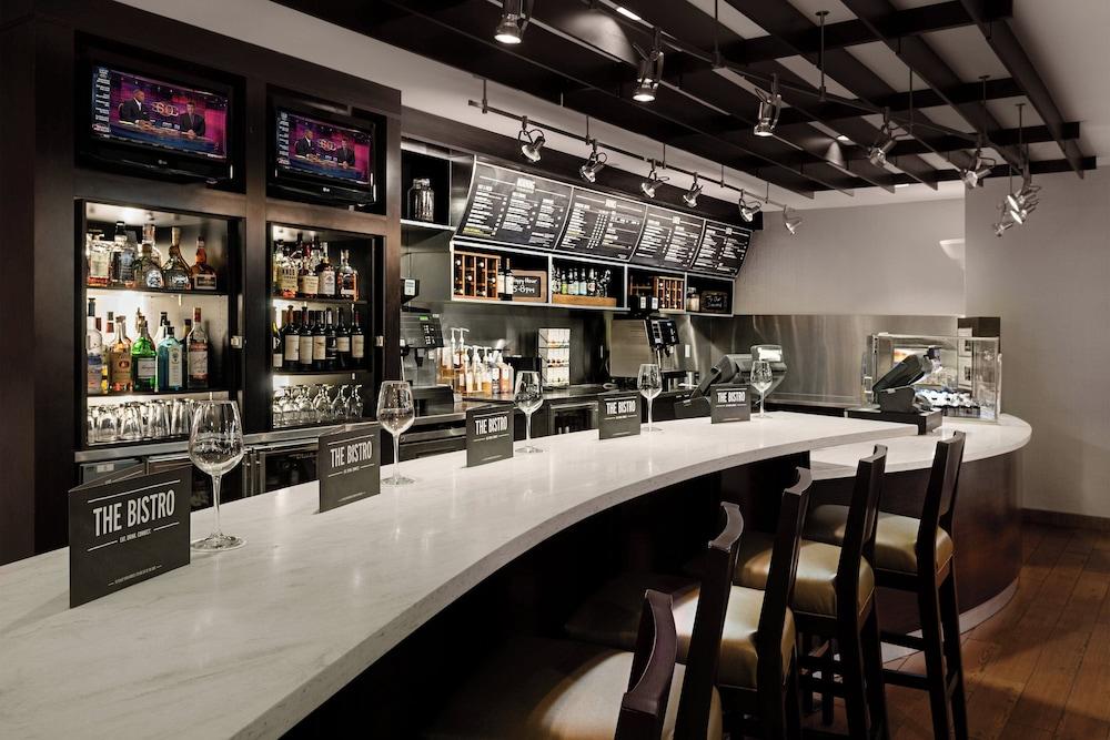 Courtyard by Marriott Miami Downtown photo 12