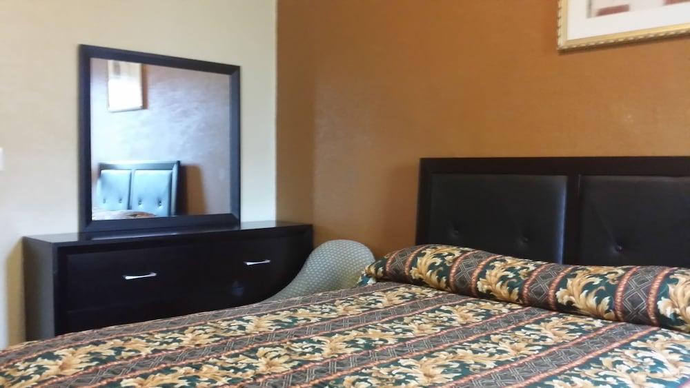 El Capitan Hotel photo 17