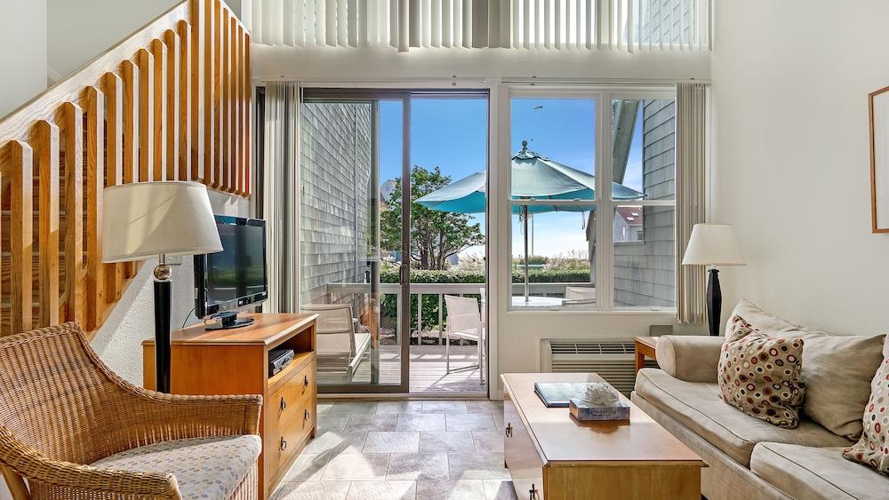 The Surf Club photo 24