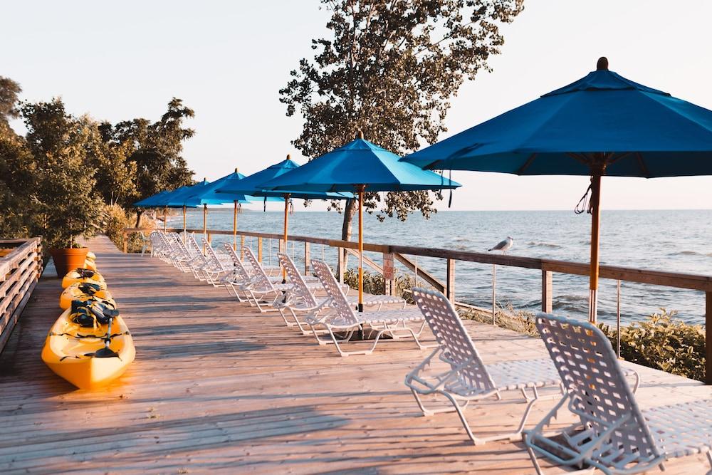 Lake Shore Resort photo 3