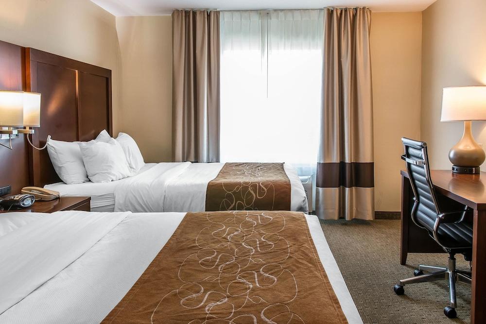 Comfort Suites Wixom - Novi photo 16