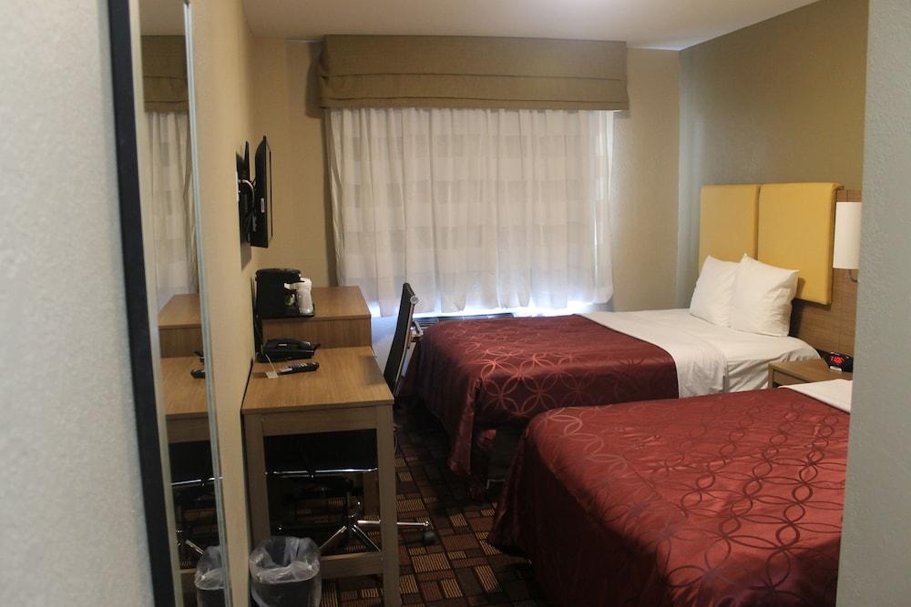 Days Inn by Wyndham Brooklyn Borough Park photo 38