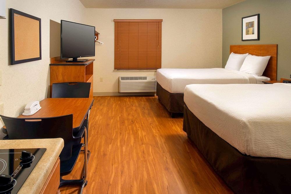 WoodSpring Suites Wilkes-Barre photo 11