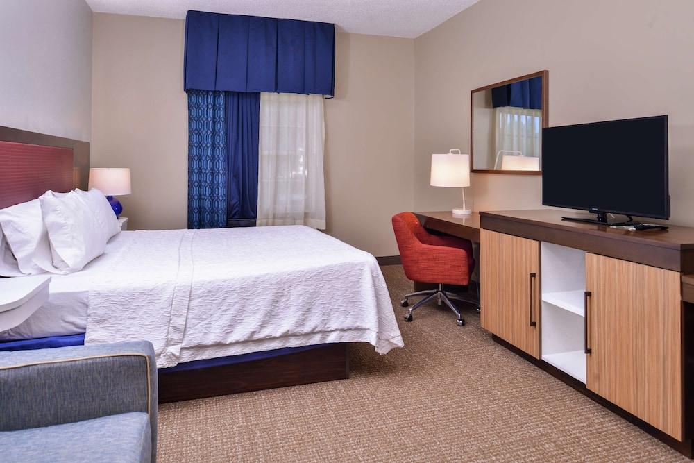 Hampton Inn Lexington-Historic District photo 50