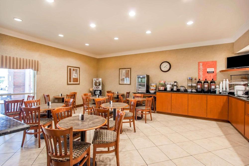 Quality Inn & Suites Germantown North photo 23
