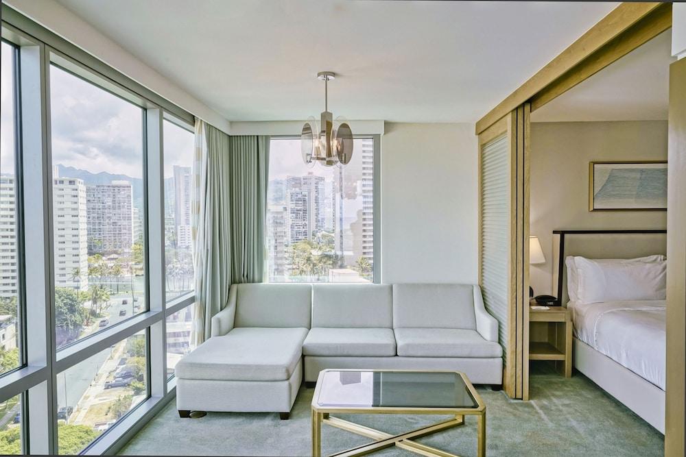 Real Select at the Ritz Carlton Residences, Waikiki Beach photo 38