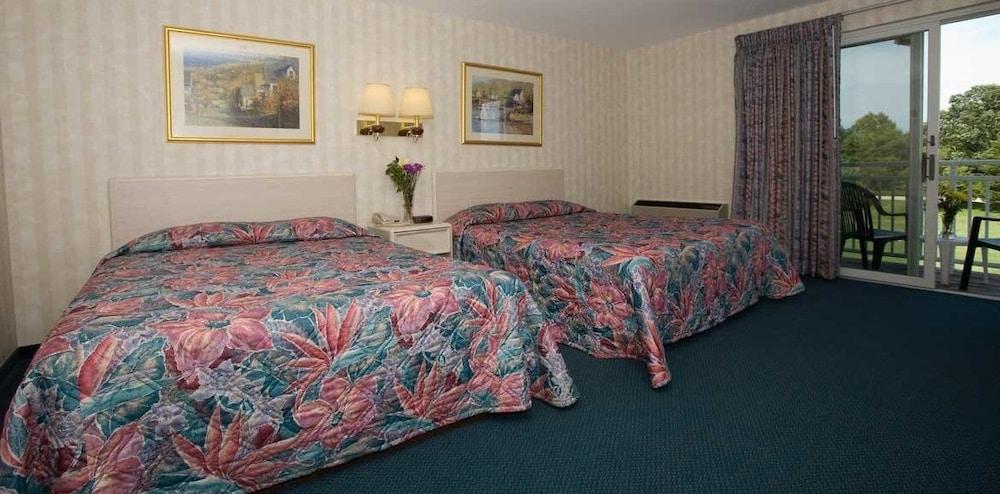 Winnapaug Inn photo 3