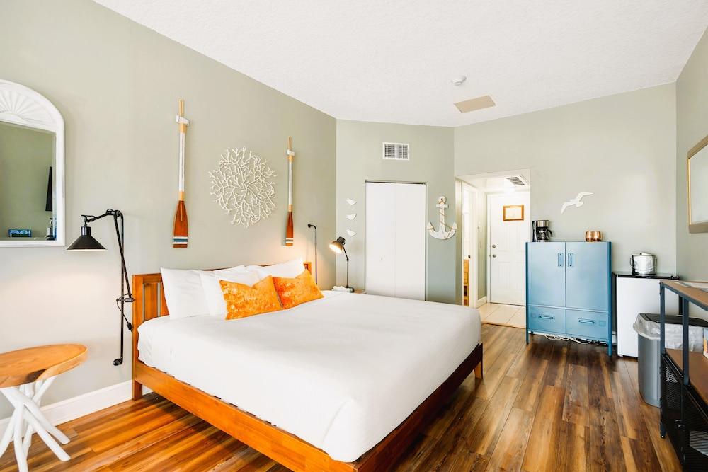 Inn at Camachee Harbor by Coolvacay photo 44