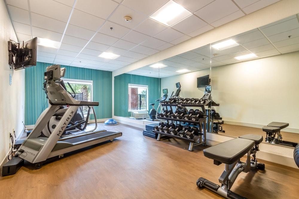 Holiday Inn Express & Suites Hearne by IHG photo 6
