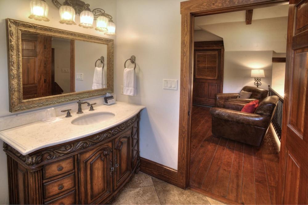 The Winchester Lodge photo 71