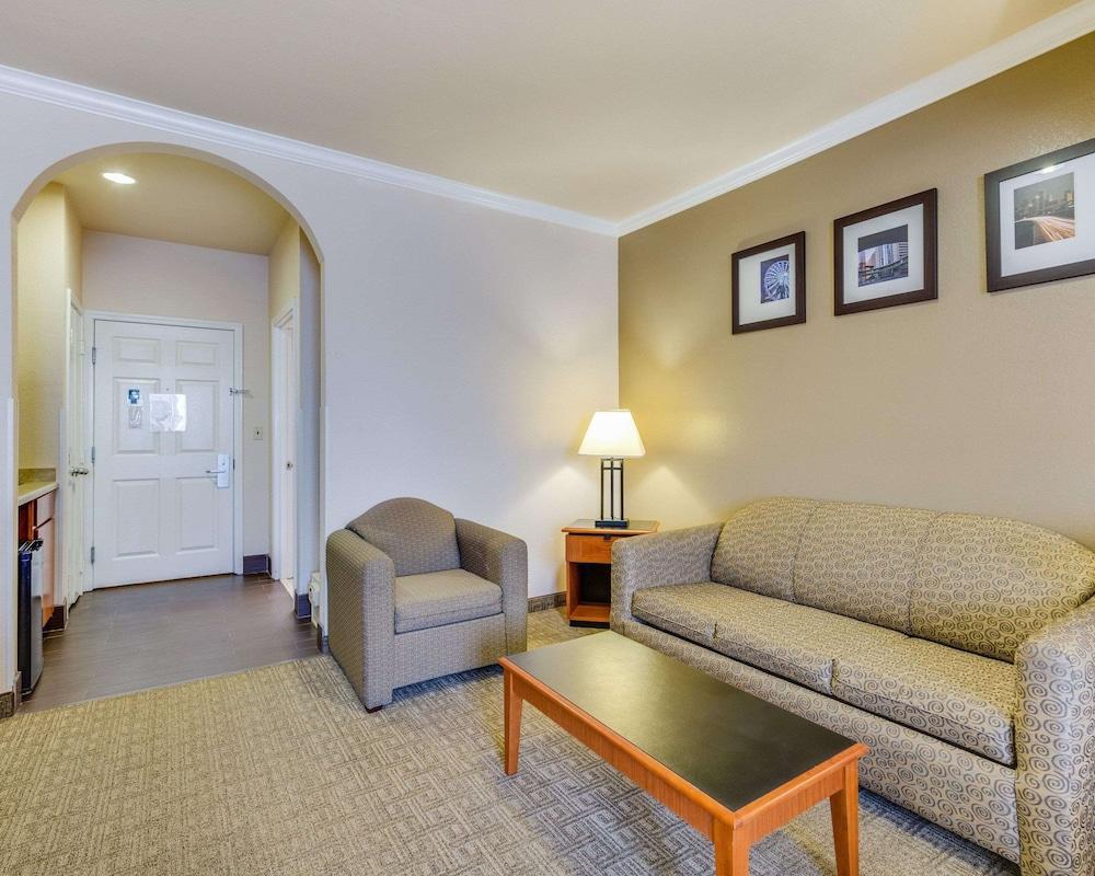 Comfort Suites Deer Park Pasadena photo 6