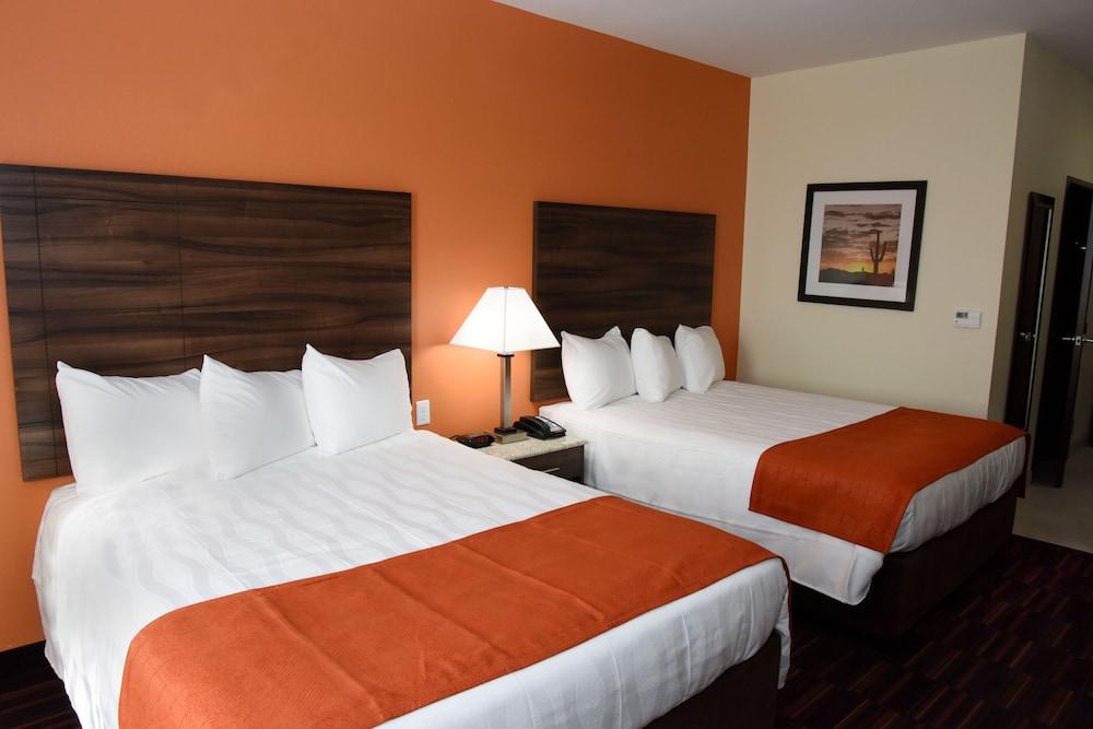 Home Away Suites photo 20
