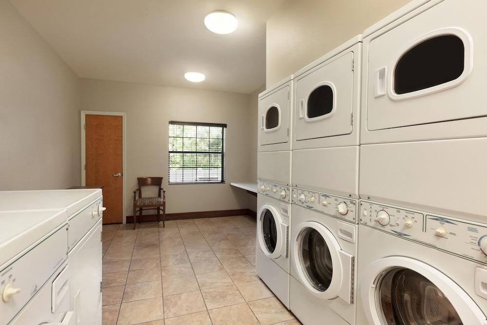 Staybridge Suites Tampa East - Brandon by IHG photo 10