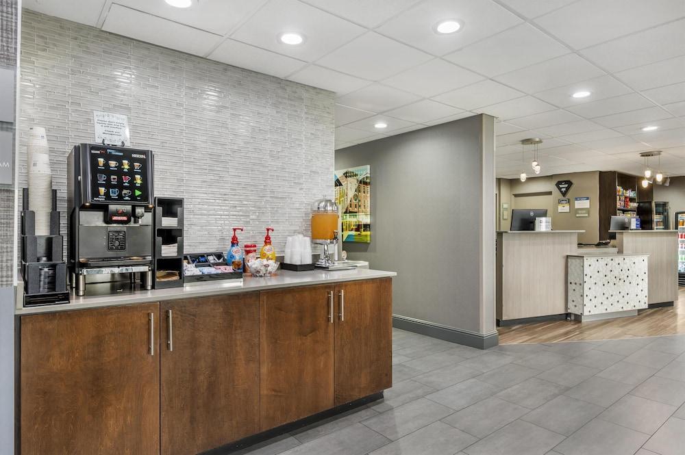 Best Western Plus Indianapolis NW Hotel photo 3