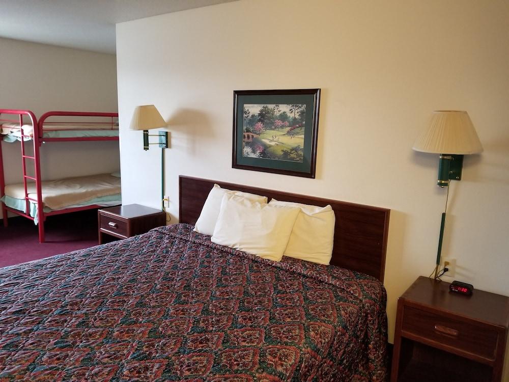Bilmar Inn & Suites by Hotel O Hwy 77 photo 36