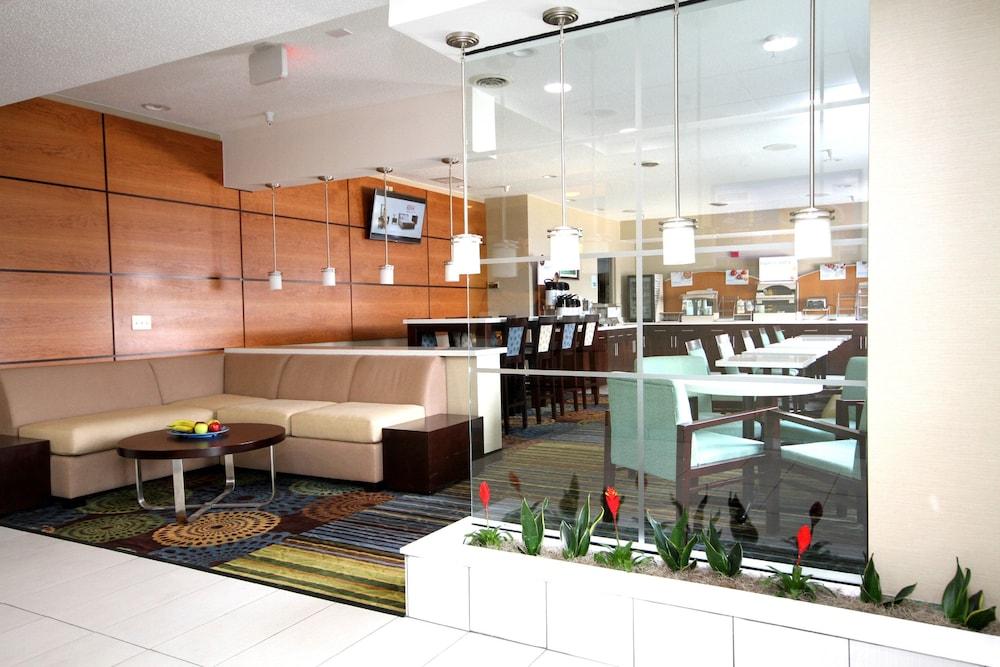 Holiday Inn Express Adrian by IHG photo 46