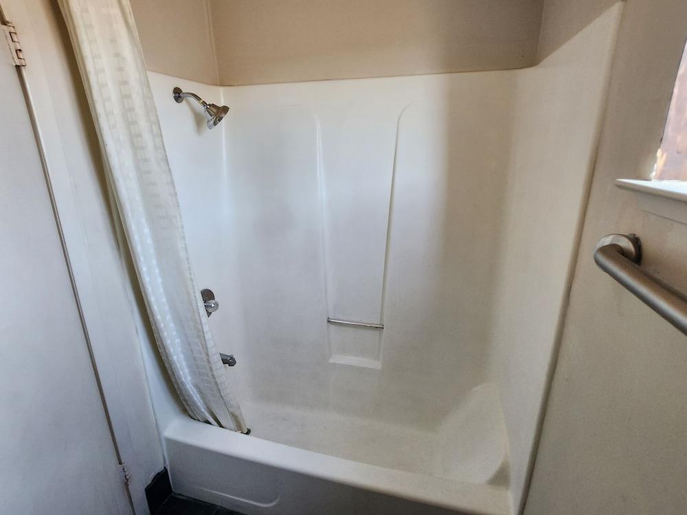 Vince's Motel Inc. photo 19