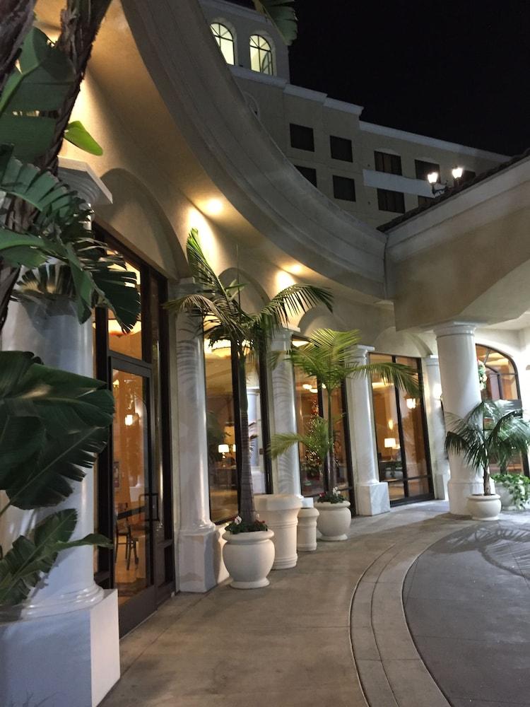 DoubleTree Suites by Hilton Anaheim Rsrt - Conv Cntr photo 35