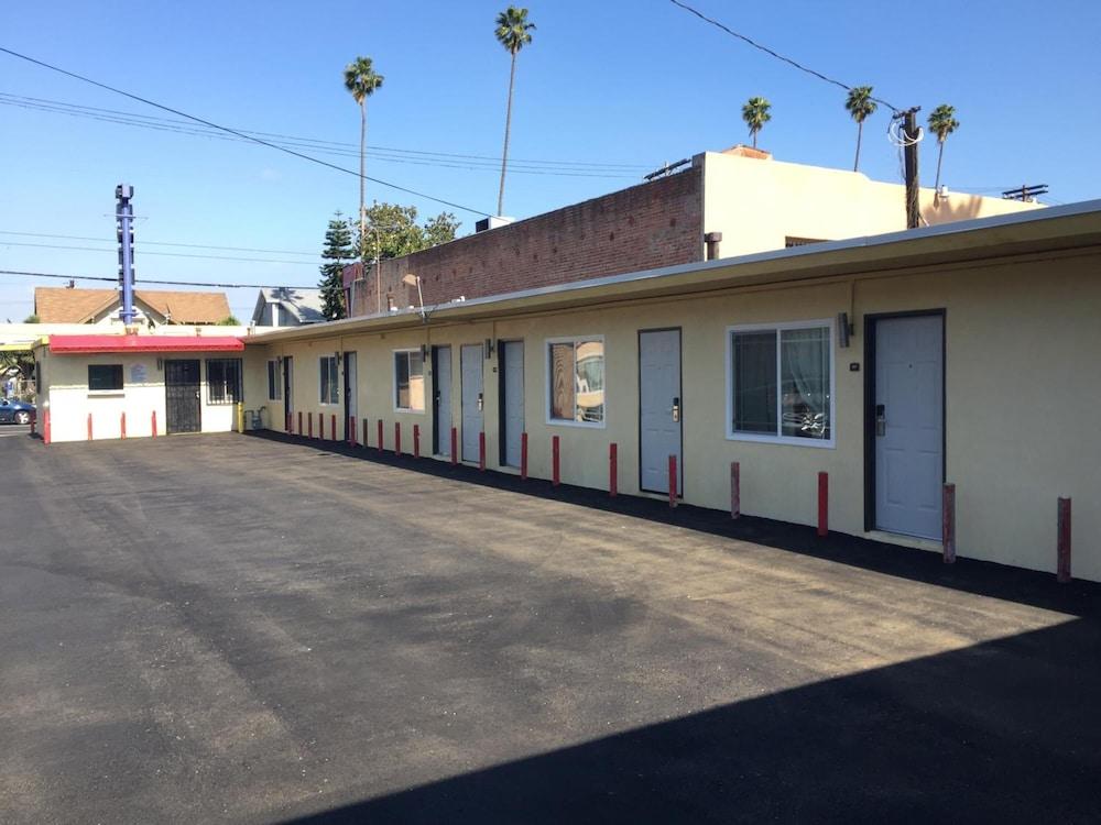 Park Motel photo 20