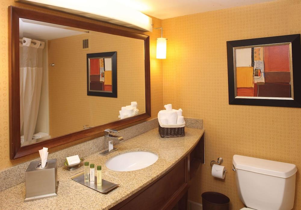 DoubleTree by Hilton Murfreesboro photo 28
