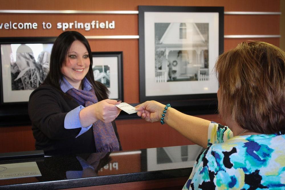Hampton Inn & Suites Springfield-Southwest photo 5