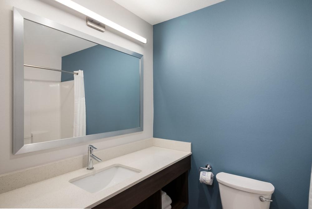 Woodspring Suites Austin Central photo 18